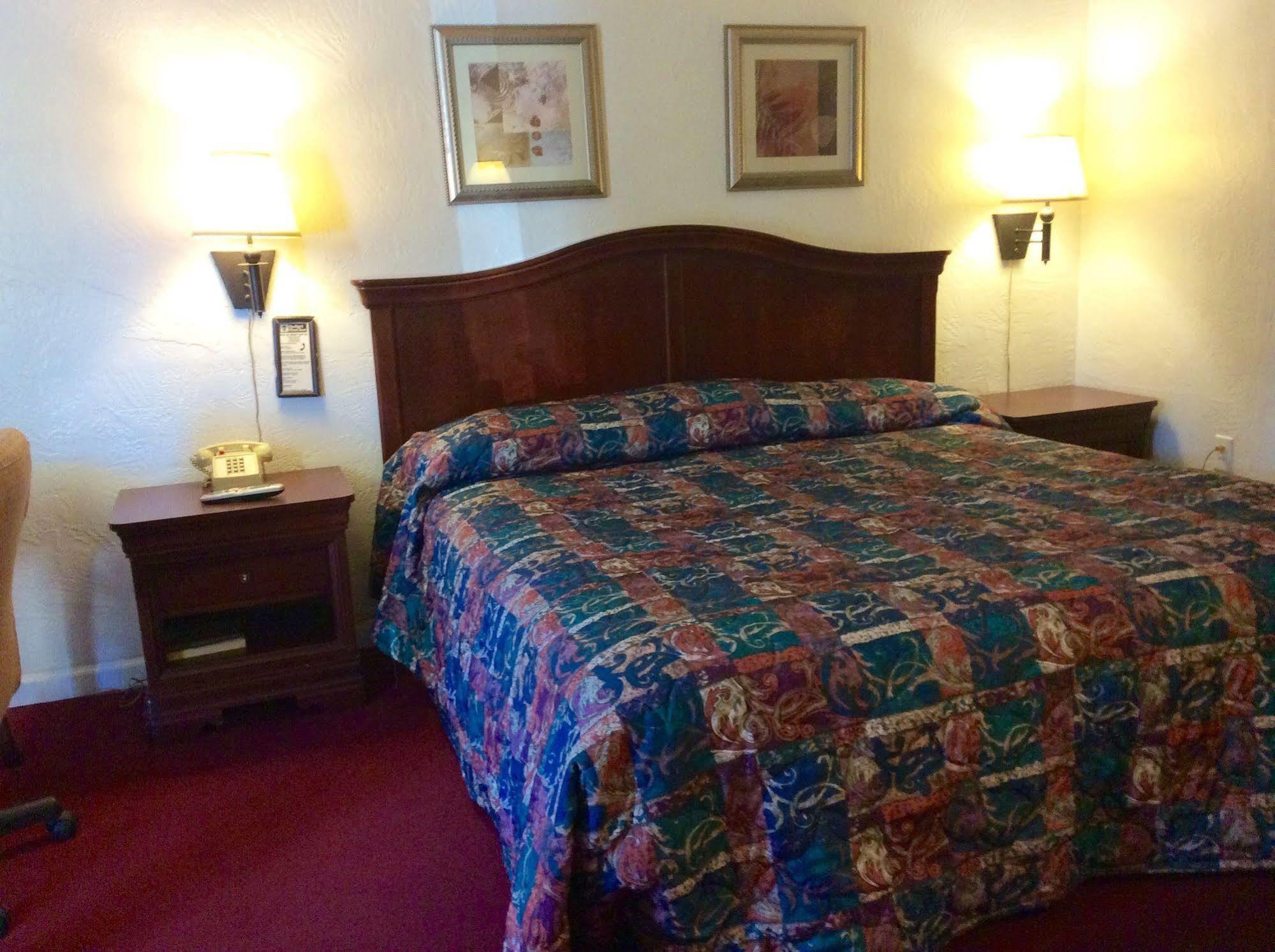 Hotel Salem-Roanoke I-81 -Listing Partner ภายนอก รูปภาพ